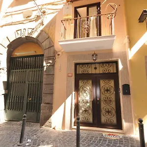 https://flower-house.hotels-amalfi.com